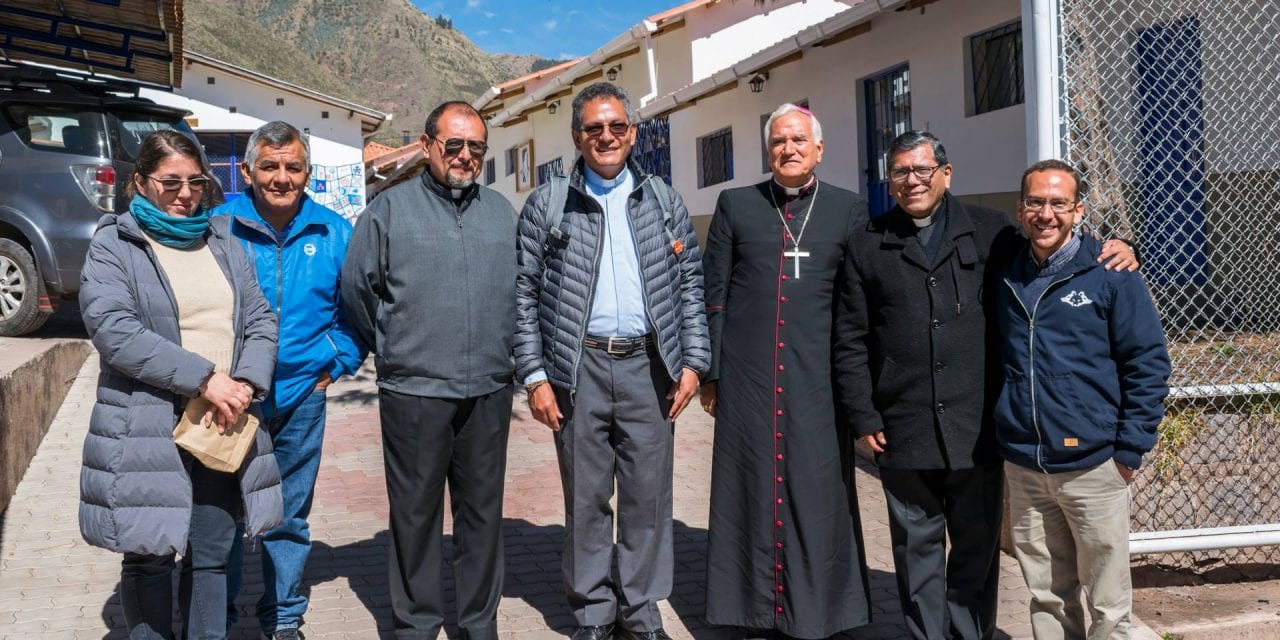 Señor Nuncio y Arzobispo del Cusco visitaron Andahuaylillas