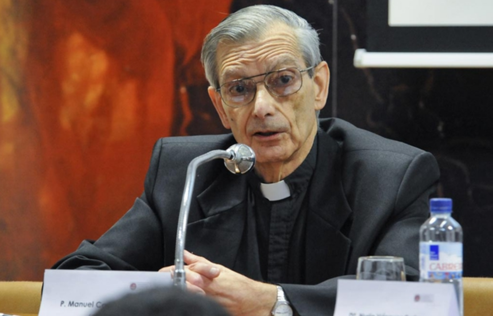 Fallece el P. Manuel Carreira, reconocido jesuita y astrofísico español -  Noticias Jesuitas