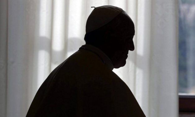 El Papa Francisco deja sin fondos a la Secretaría de Estado para tomar el control de las finanzas vaticanas