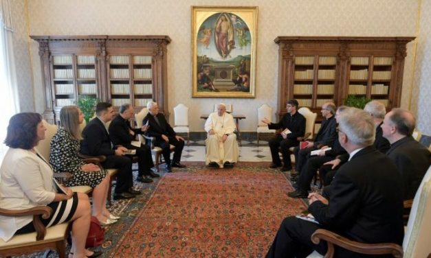 Directores de revistas jesuitas de Europa se reúnen con el Papa Francisco