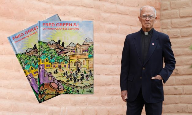 Presentaron libro por centenario del P. Fred Green SJ