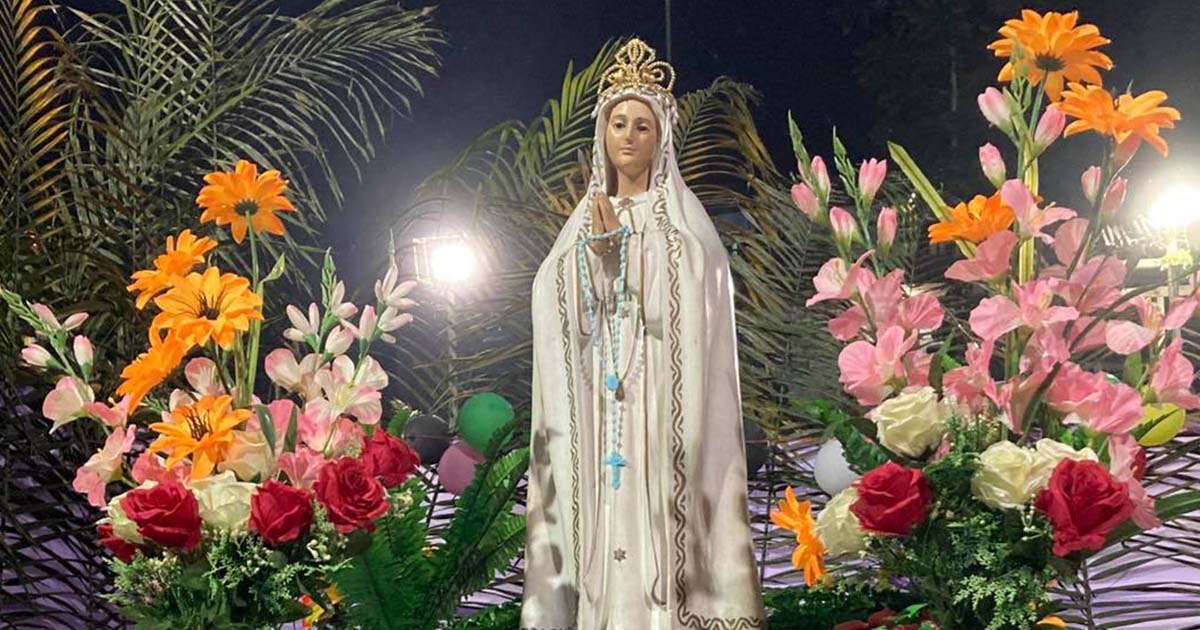 Santa María de Nieva celebra a su patrona, la Virgen de Fátima 