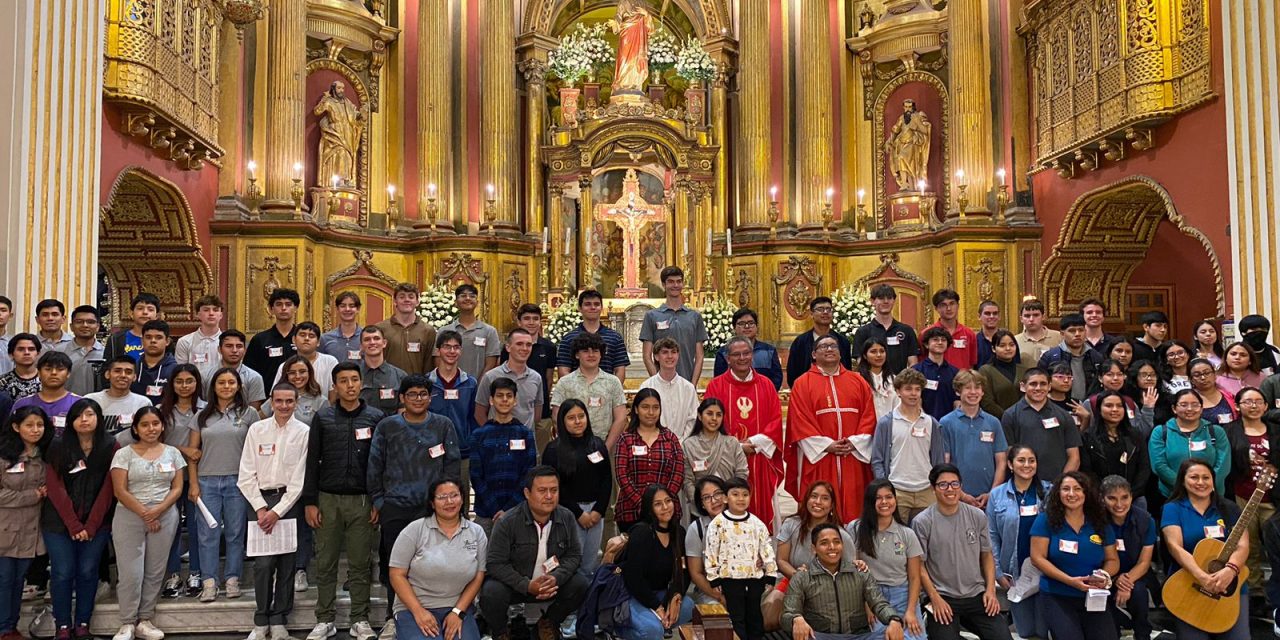 Parroquia San Pedro de Lima celebró Fiesta de Pentecostés