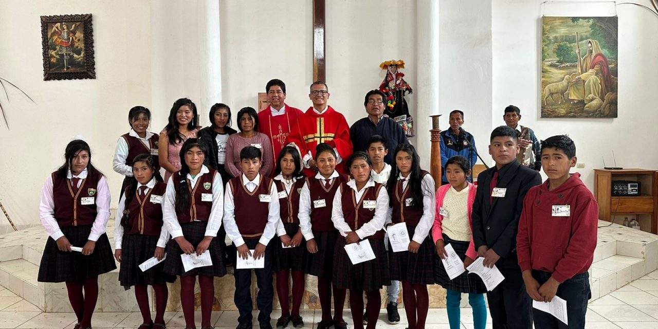 Celebración de sacramentos en Ccatcca (Cusco)