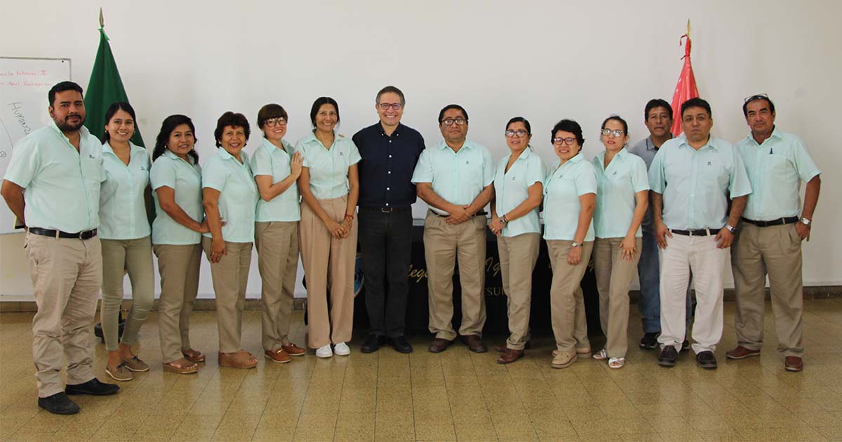 Colaboradores del Colegio San Ignacio de Loyola participan de taller sobre los cuatro principios ignacianos  