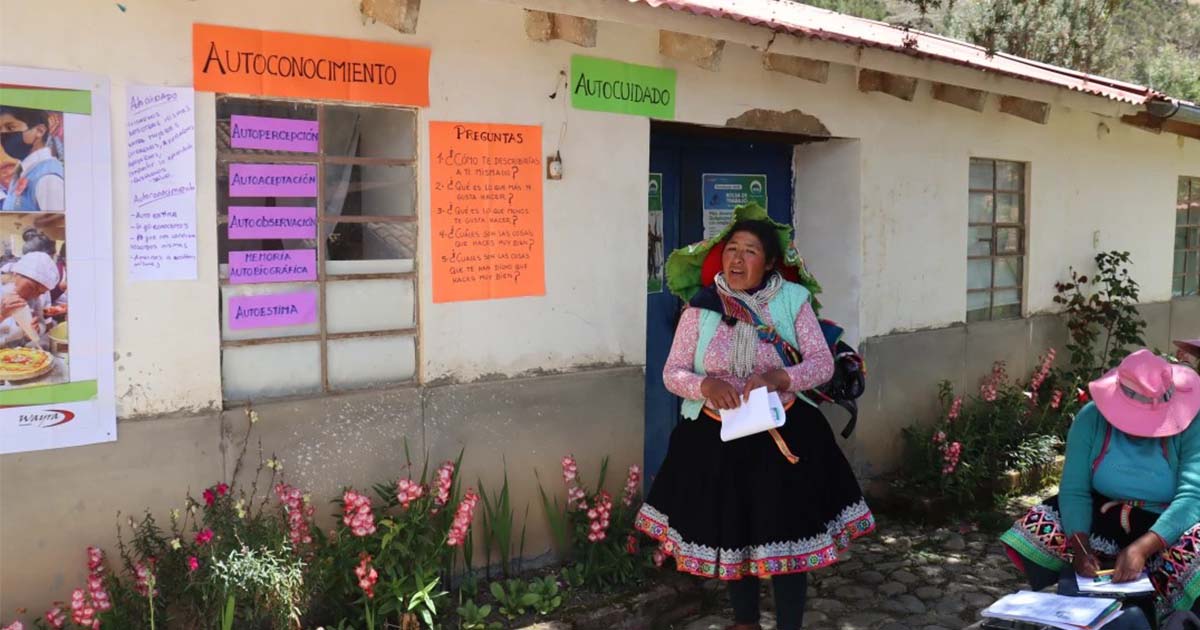 Cusco: programa de liderazgo comunitario para mujeres de Quispicanchi  