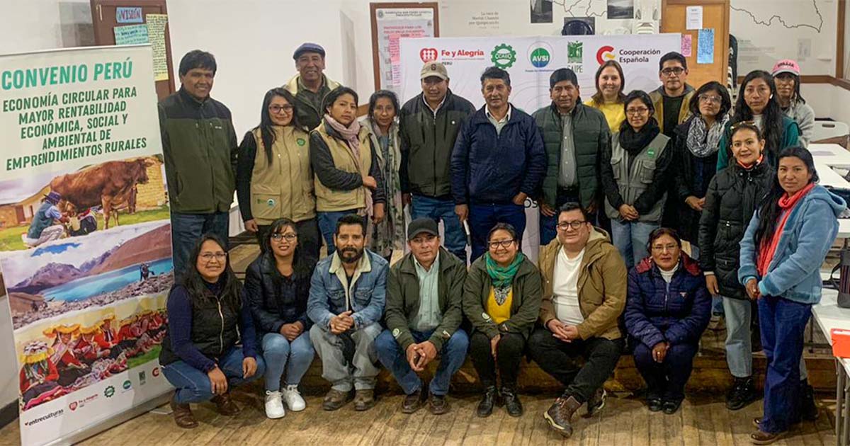 Docentes de la UARM brindaron talleres sobre economía circular en Nieva y Andahuaylillas  