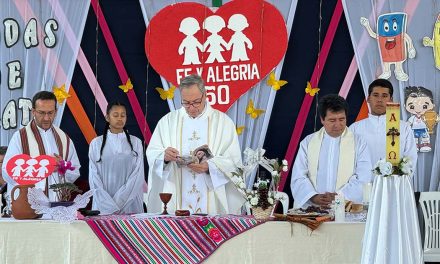 Colegio Fe y Alegría de Ayacucho celebró Bodas de Plata 