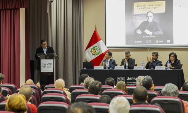 Homenaje al P. Mac Gregor: una vida dedicada a la educación y la promoción de la paz