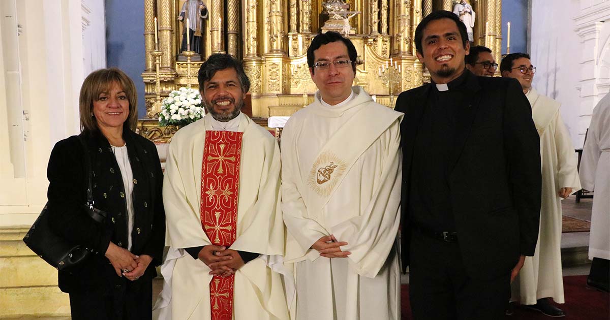 Ordenación diaconal de Pablo Hernández SJ en Colombia  