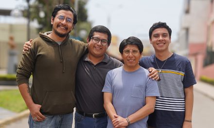 Jóvenes peruanos son admitidos a la Compañía de Jesús