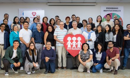 P. Provincial visitó oficina nacional de Fe y Alegría  