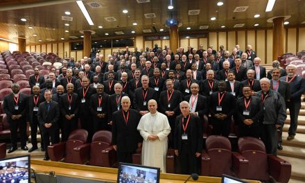 El Papa se encuentra con los Superiores Mayores jesuitas
