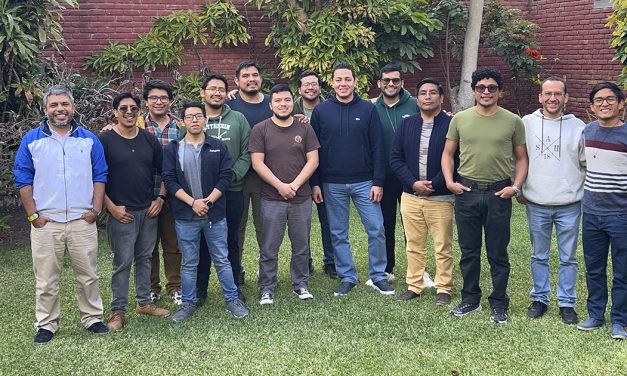 Provincial se reunió con estudiantes jesuitas