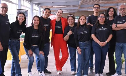 Colegio de la Inmaculada acogió evento sobre inteligencia artificial en la educación  