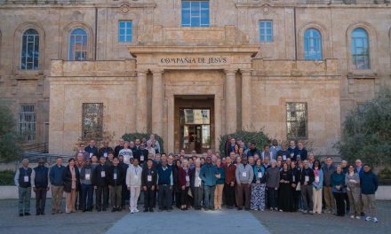 Programa de entrenamiento y formación sobre el «Discernimiento Comunitario»  