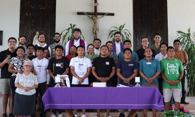 Jesuita portugués comparte su experiencia misionera en Santa María de Nieva