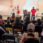 Centro Loyola Ayacucho organizó pasantía a instituciones del Estado que promueven la artesanía regional
