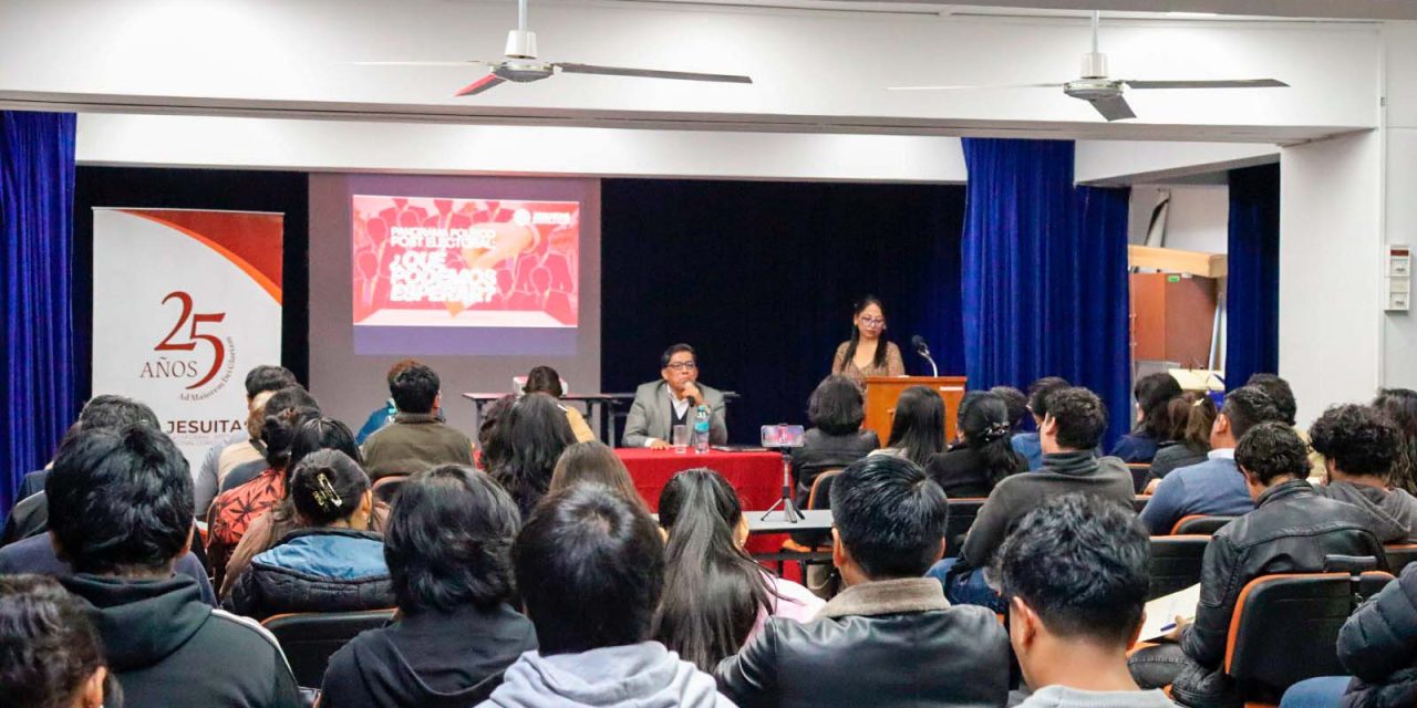 PAR Coraje Tacna – Ilo promueve reflexión sobre el panorama político