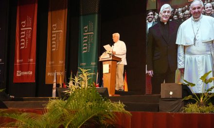 Padre General se dirige a la Unión Mundial de Antiguos Alumnos de la Compañía de Jesús