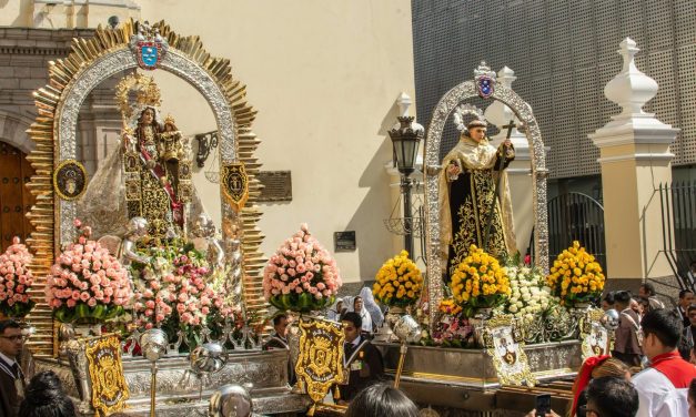 Imagen de la Virgen del Carmen visitó la parroquia San Pedro de Lima  