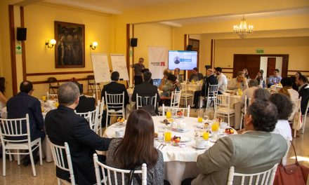 Desayuno Jesuita para el Discernimiento abordó el desafío de gobernar la inteligencia artificial
