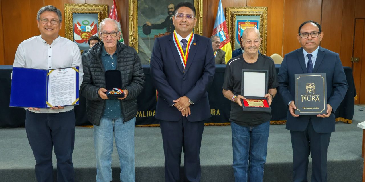 Municipalidad Provincial de Piura reconoció al Colegio San Ignacio de Loyola por sus 68 años de trayectoria