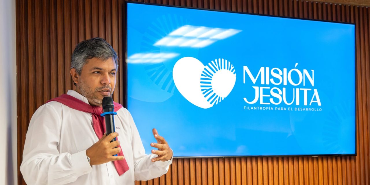 Visita Canónica del Padre Provincial a la oficina de Misión Jesuita